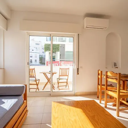 Edificio Sequeira - Local By Umbral Apartment