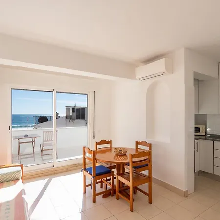 Edificio Sequeira - Local By Umbral