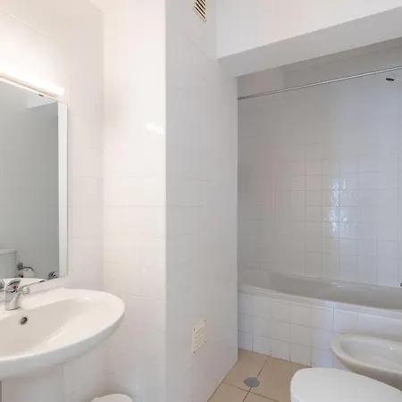 Edificio Sequeira - Local By Umbral Albufeira