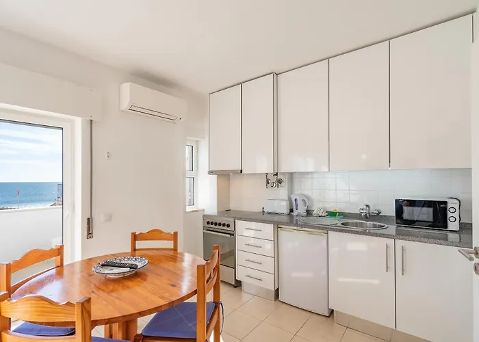 Apartament Edificio Sequeira - Local By Umbral Albufeira