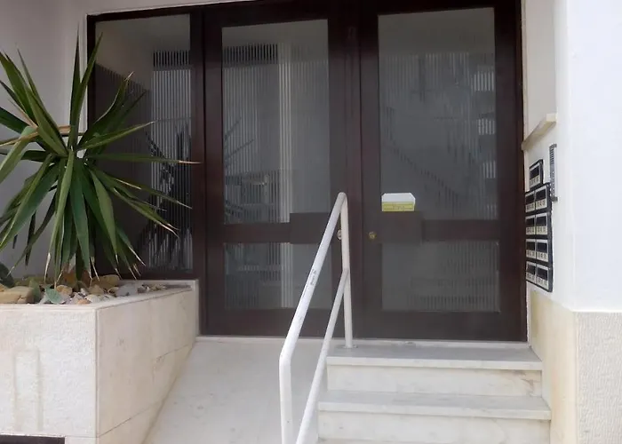 Edificio Sequeira - Local By Umbral *