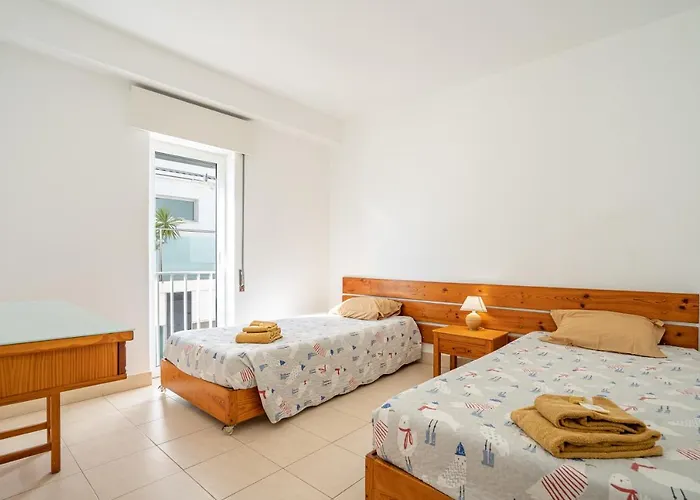 Edificio Sequeira - Local By Umbral *